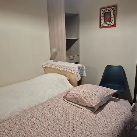 Le Logis Du Colombier شقة Culoz